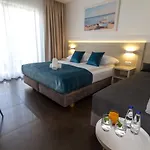 Δωμάτια σε οικογενειακή κατοικία Akwamaryn *