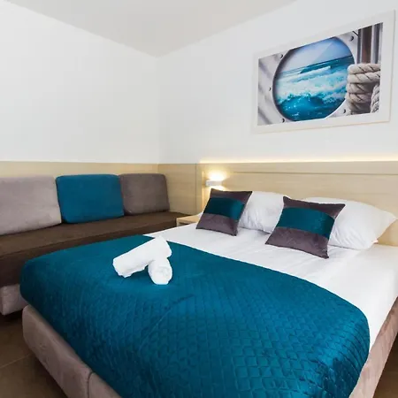 ホームステイ Akwamaryn *