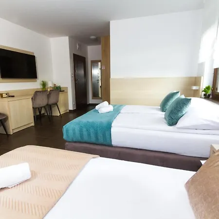 Akwamaryn ホームステイ