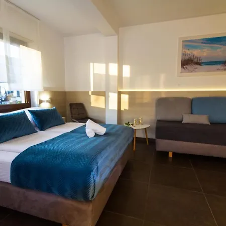 Akwamaryn ホームステイ グジボボ