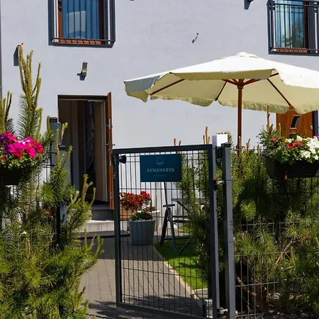 Akwamaryn ホームステイ *